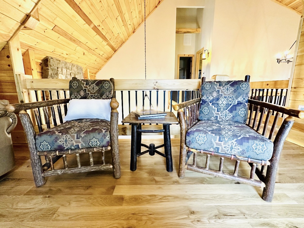 Upstairs loft sitting area